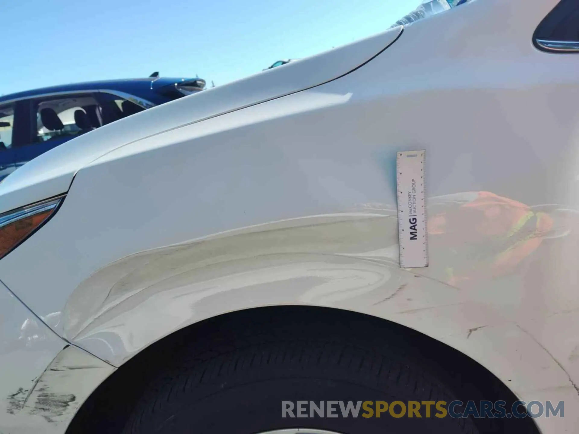 30 Photograph of a damaged car 2GNAXTEV0L6247480 CHEVROLET EQUINOX 2020