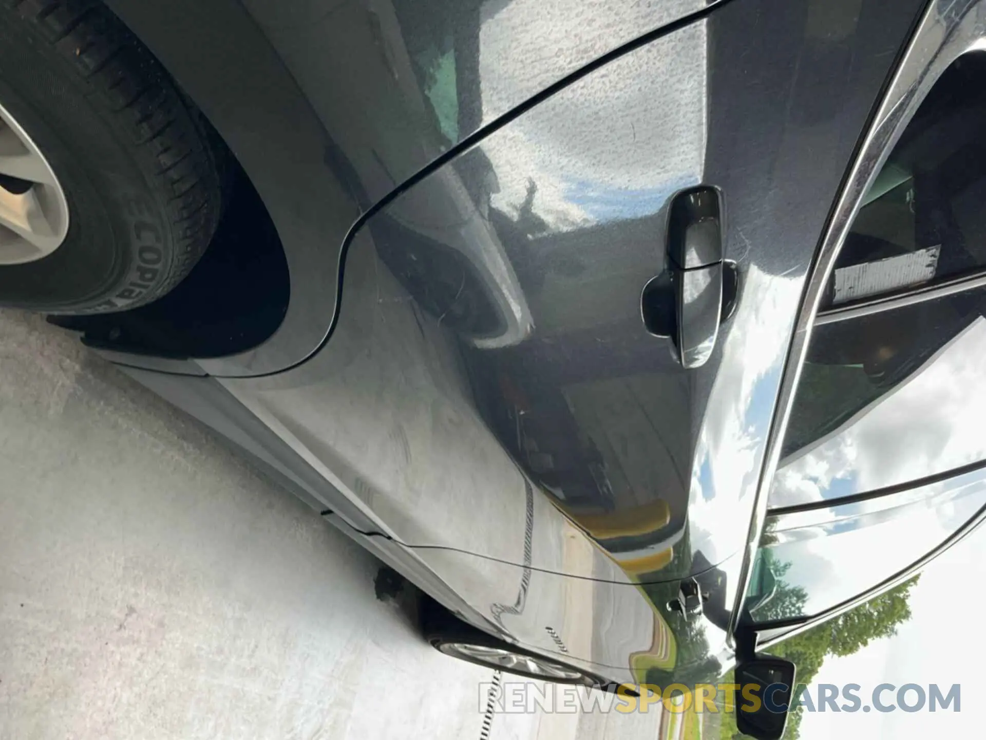 23 Photograph of a damaged car 2GNAXTEV2L6232401 CHEVROLET EQUINOX 2020