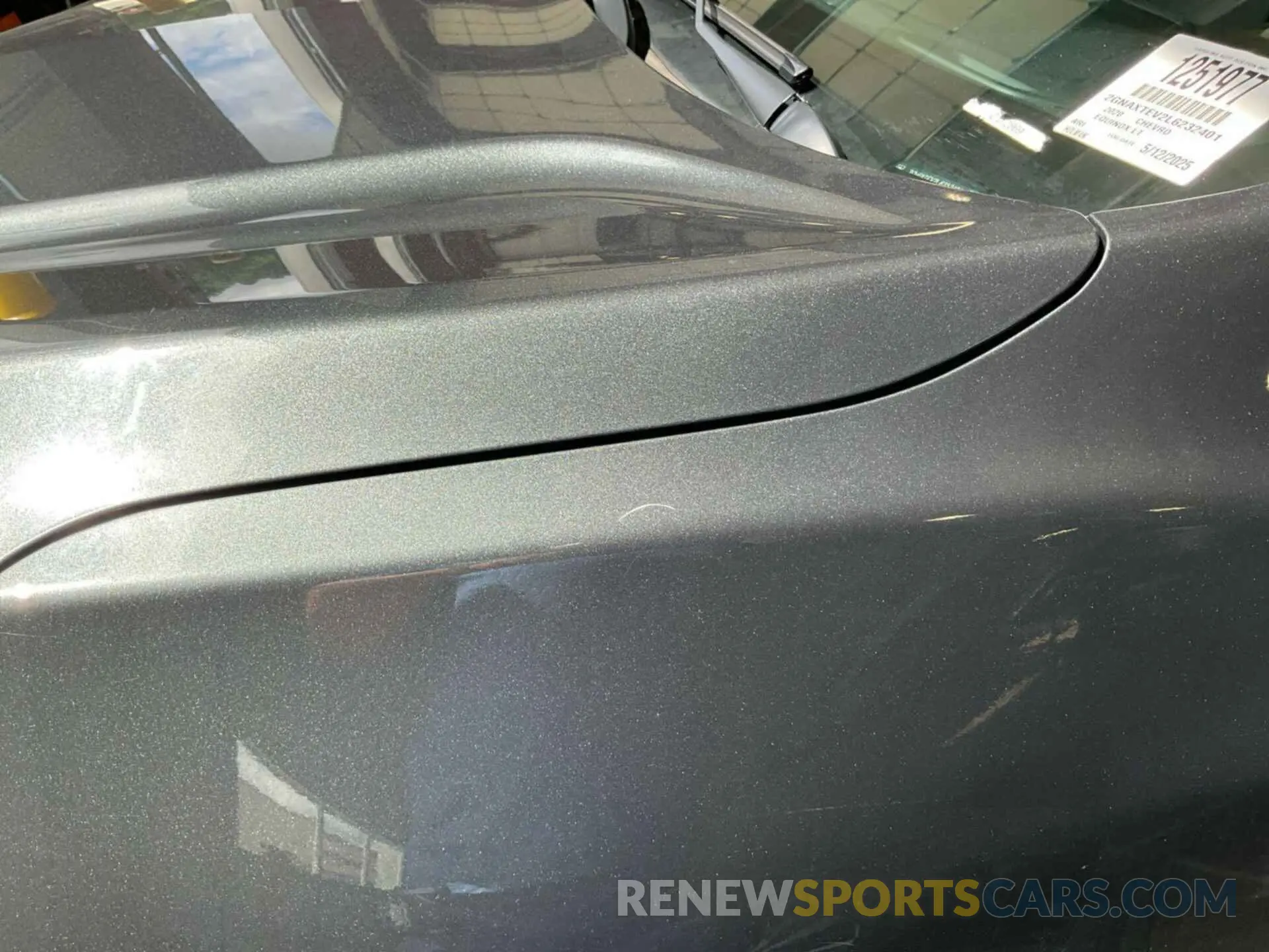 29 Photograph of a damaged car 2GNAXTEV2L6232401 CHEVROLET EQUINOX 2020