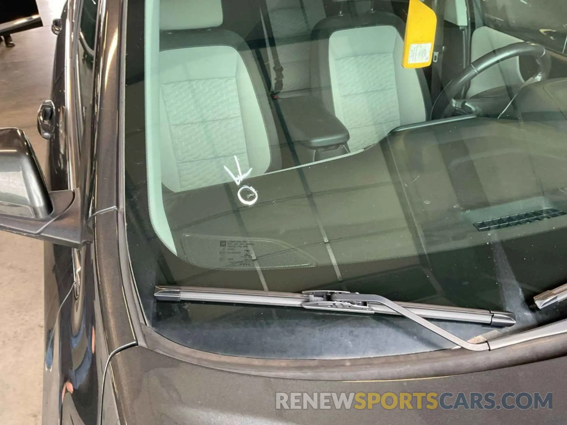 30 Photograph of a damaged car 2GNAXTEV2L6232401 CHEVROLET EQUINOX 2020