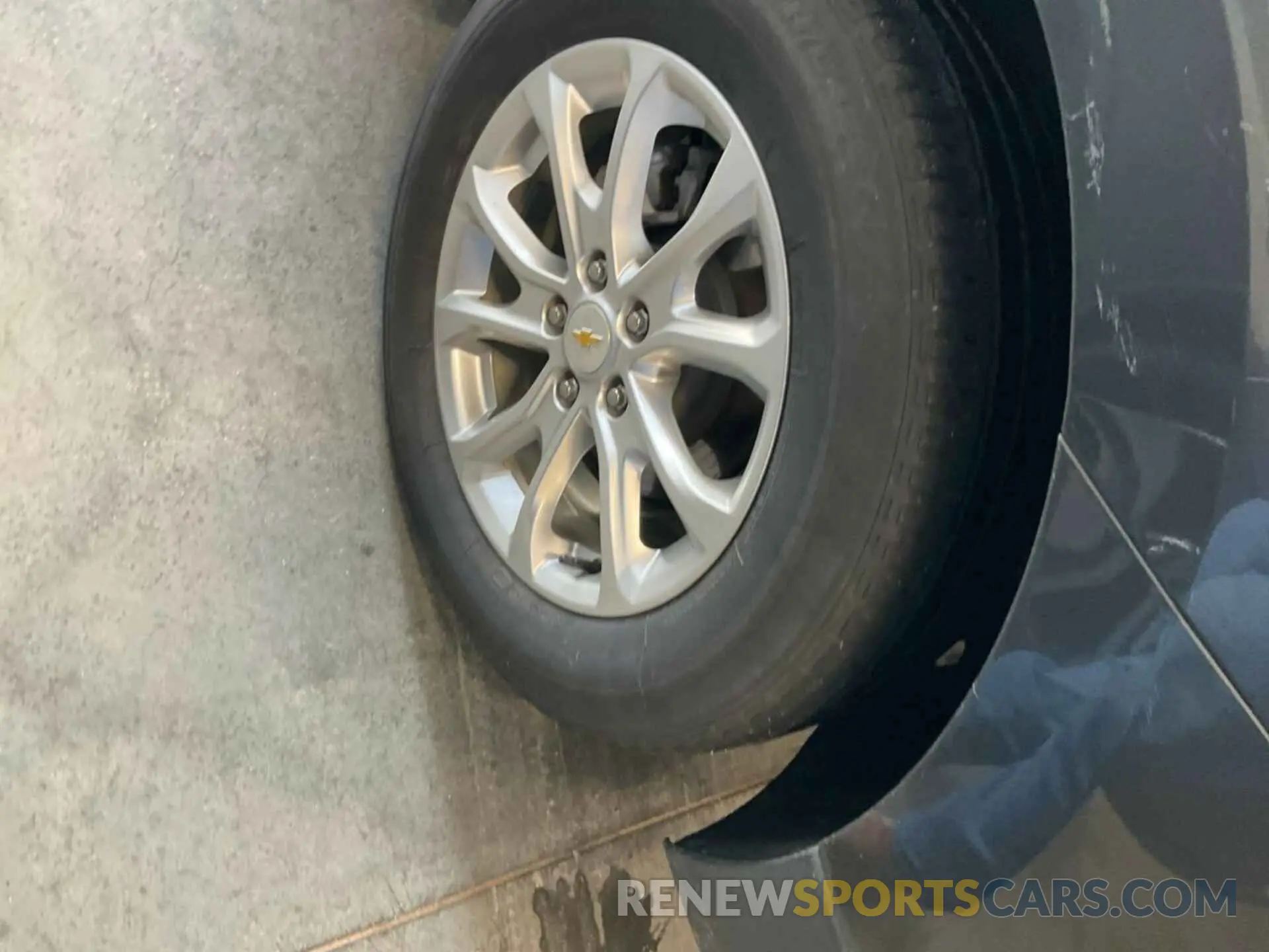 5 Photograph of a damaged car 2GNAXTEV2L6232401 CHEVROLET EQUINOX 2020