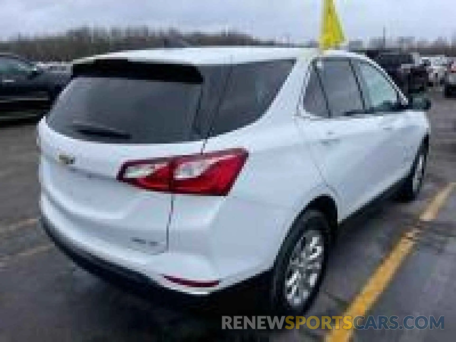 5 Фотография поврежденного автомобиля 2GNAXTEV2L6242331 CHEVROLET EQUINOX 2020