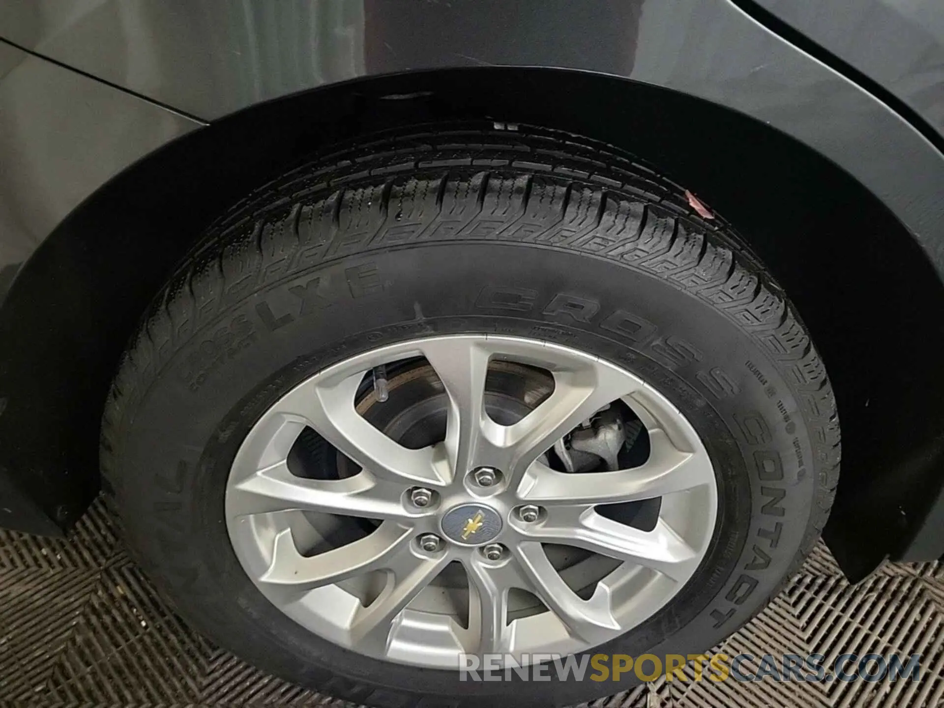 42 Фотография поврежденного автомобиля 2GNAXTEV2L6262790 CHEVROLET EQUINOX 2020