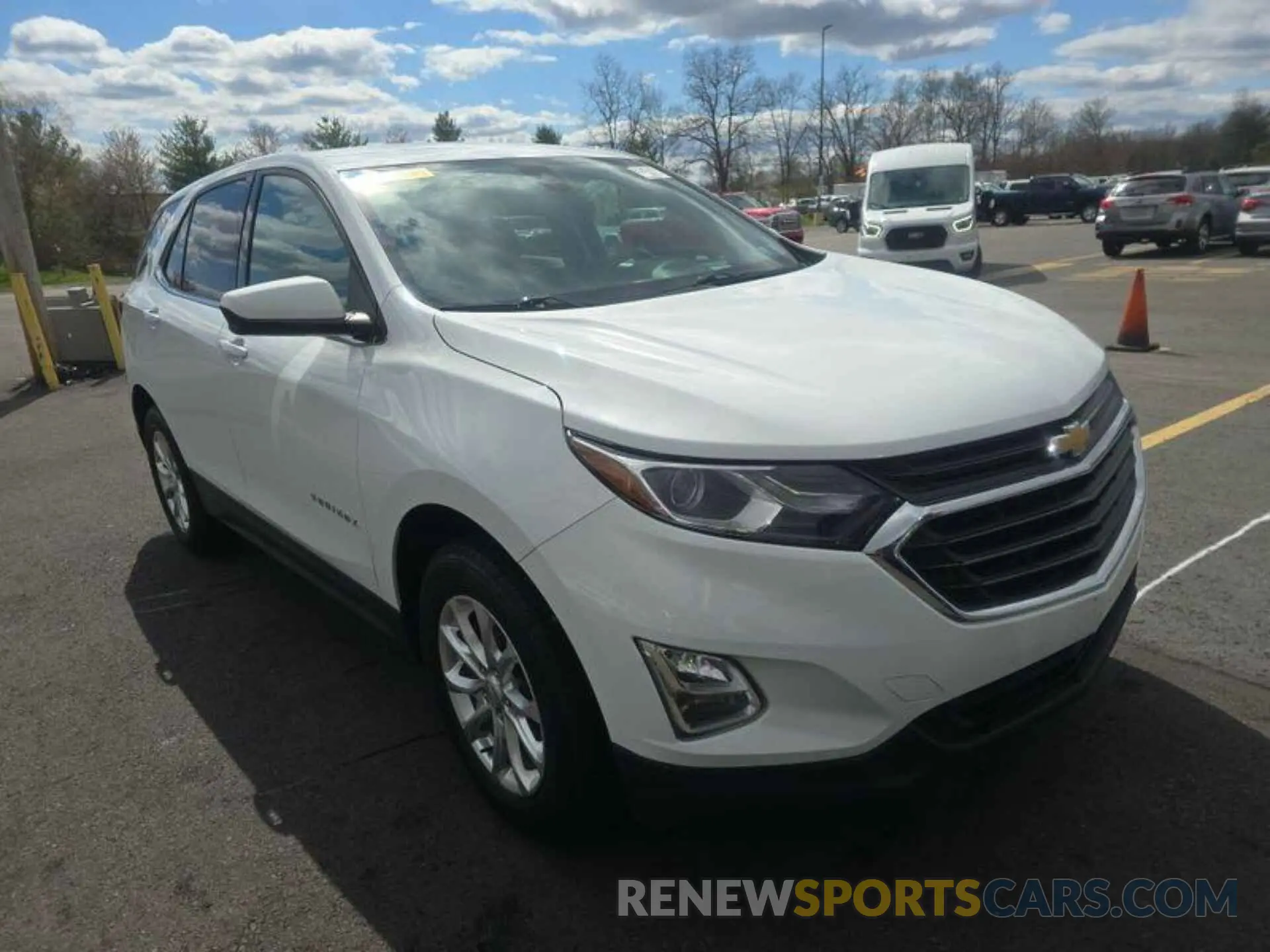 8 Photograph of a damaged car 2GNAXTEV3L6233721 CHEVROLET EQUINOX 2020