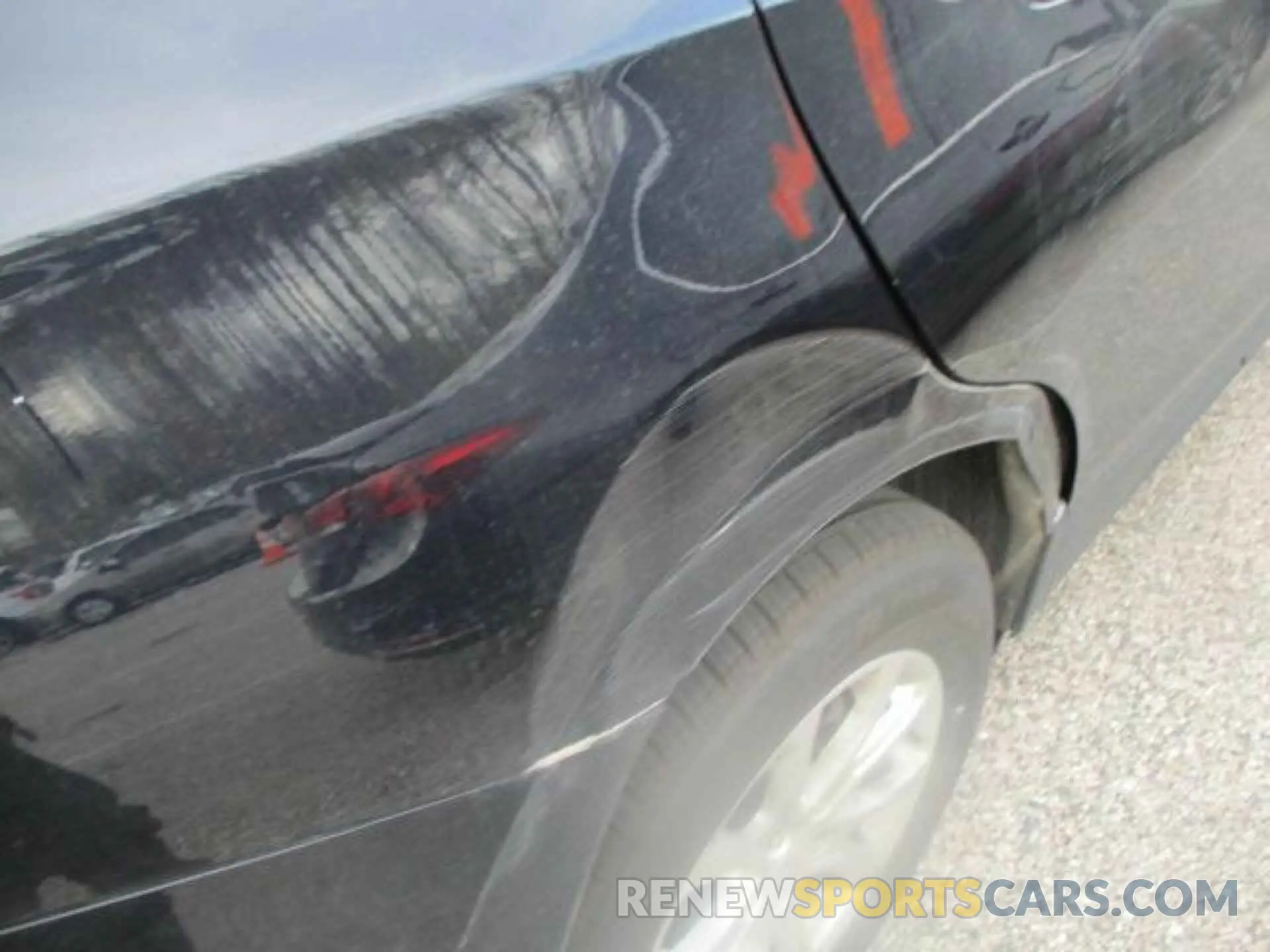 8 Photograph of a damaged car 2GNAXTEV4L6156518 CHEVROLET EQUINOX 2020