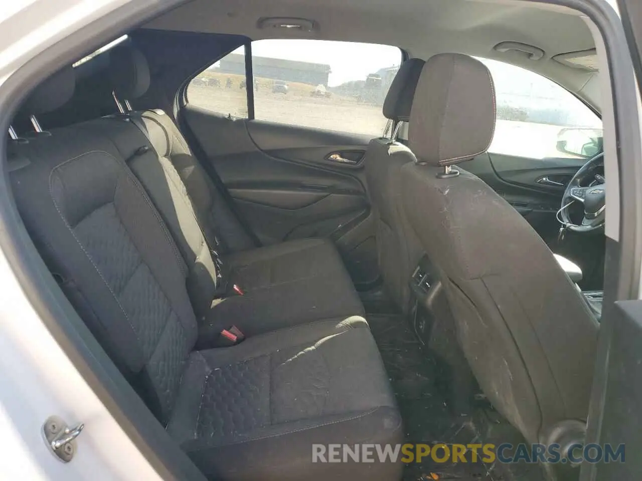 11 Фотография поврежденного автомобиля 2GNAXTEV4L6192743 CHEVROLET EQUINOX 2020