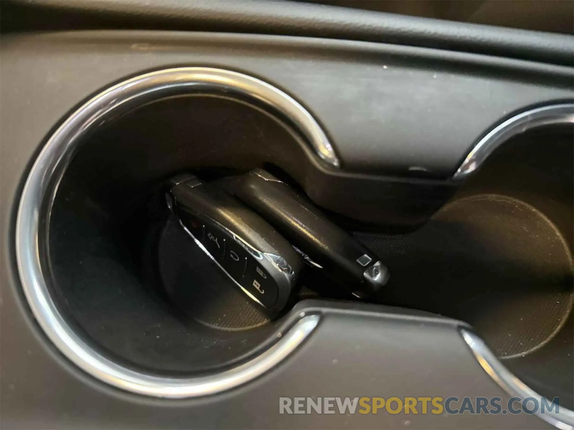 5 Photograph of a damaged car 2GNAXTEV4L6233100 CHEVROLET EQUINOX 2020