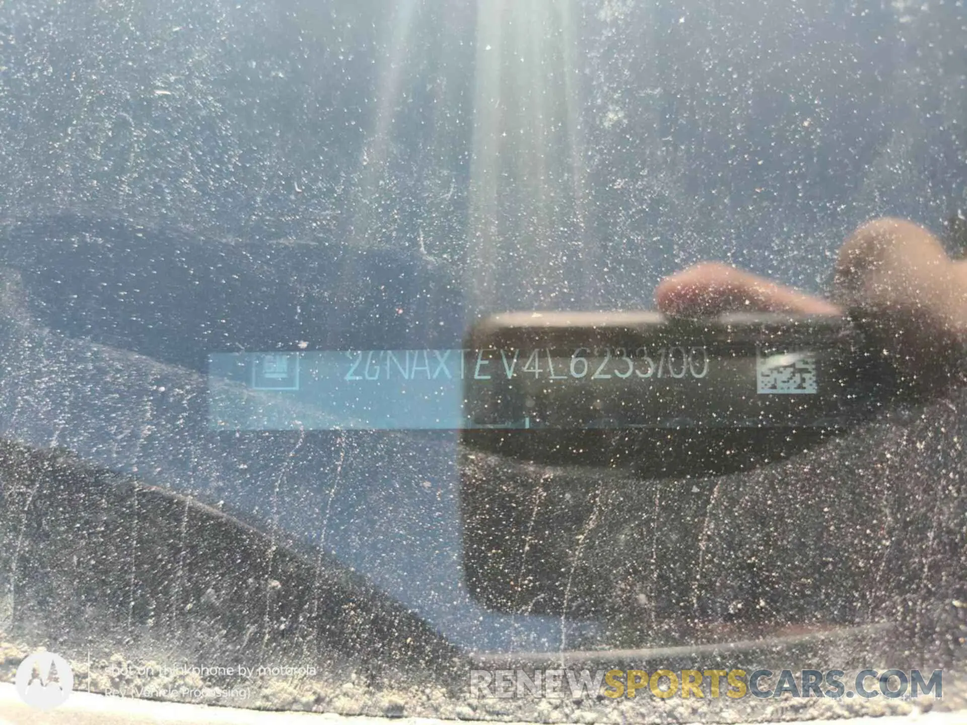 8 Photograph of a damaged car 2GNAXTEV4L6233100 CHEVROLET EQUINOX 2020