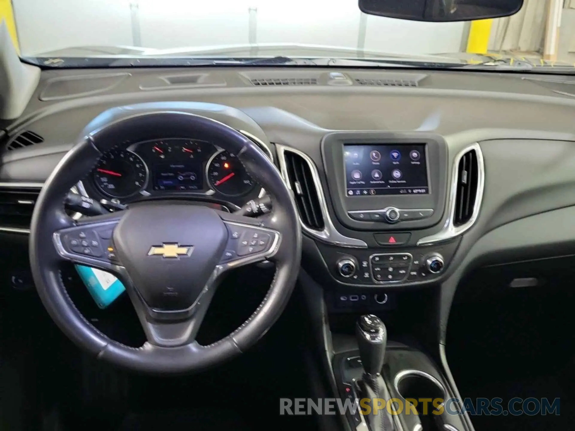 27 Фотография поврежденного автомобиля 2GNAXTEV4L6233324 CHEVROLET EQUINOX 2020
