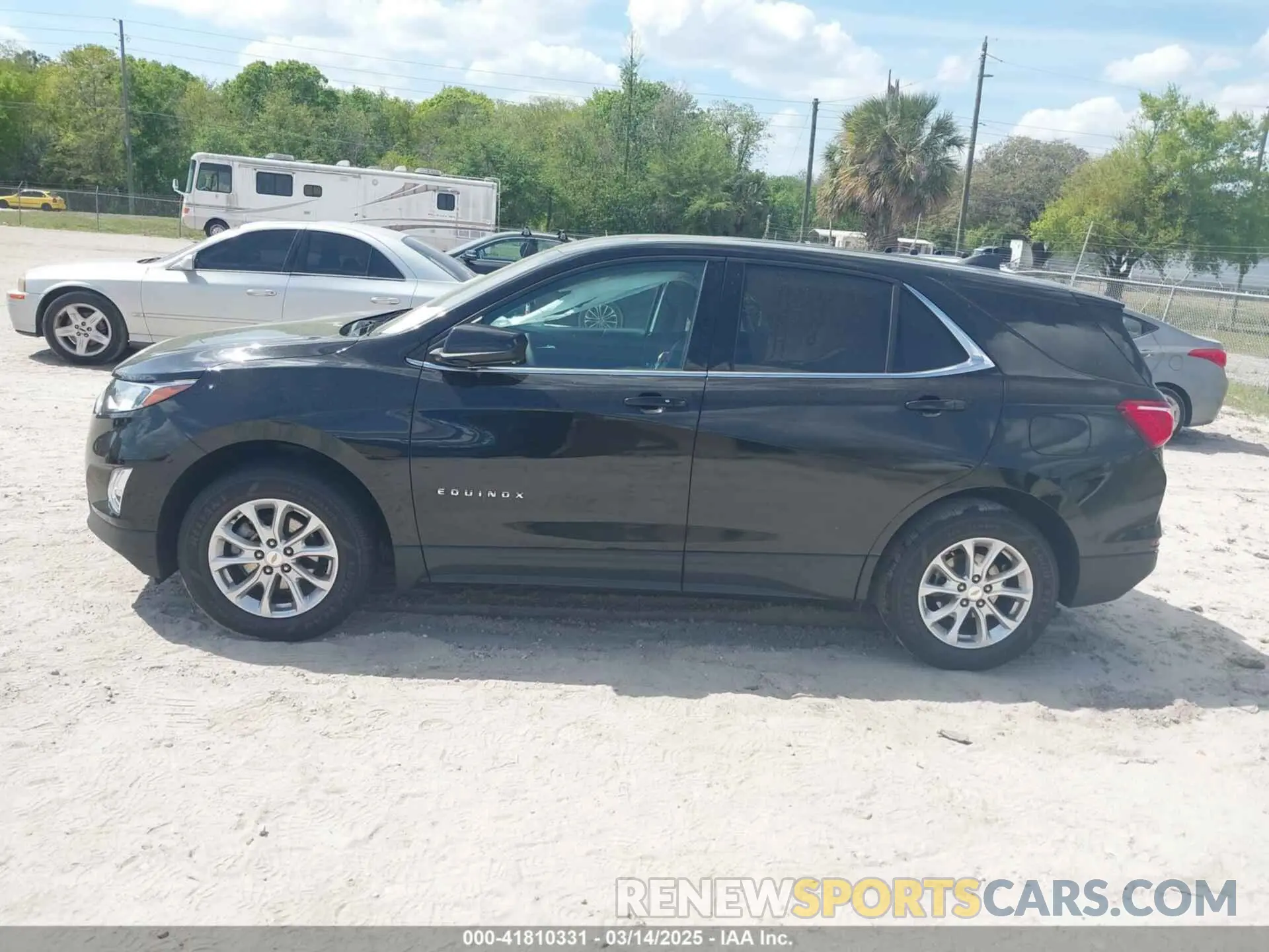 14 Photograph of a damaged car 2GNAXTEV5L6121857 CHEVROLET EQUINOX 2020
