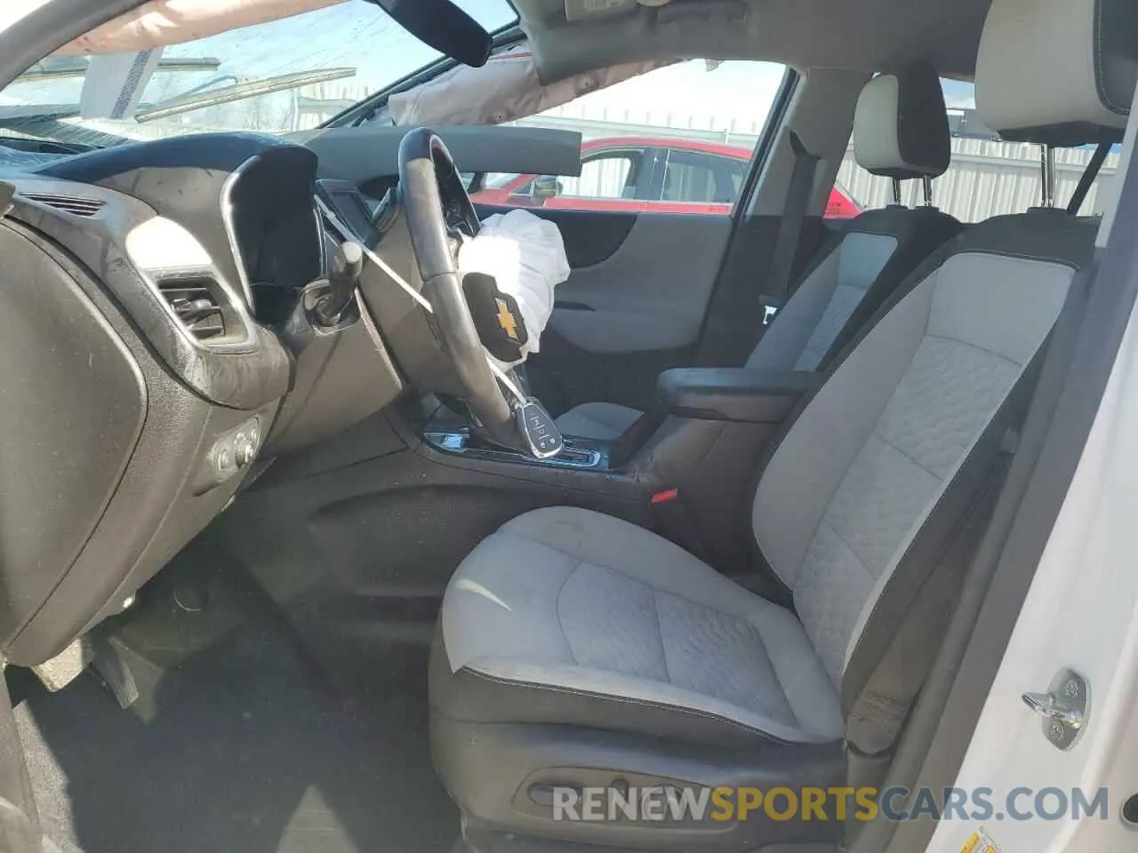 7 Photograph of a damaged car 2GNAXTEV5L6217889 CHEVROLET EQUINOX 2020