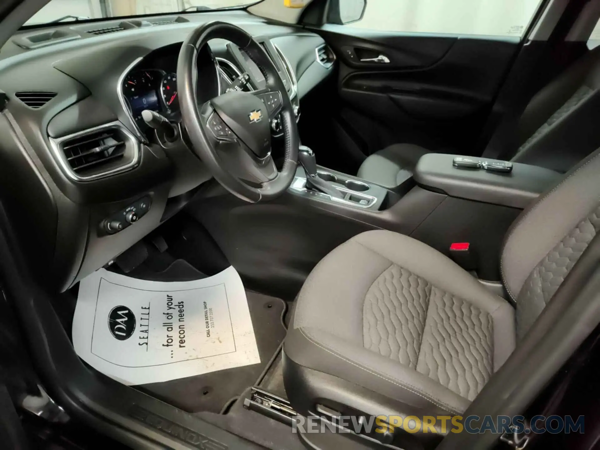 9 Photograph of a damaged car 2GNAXTEV5L6232411 CHEVROLET EQUINOX 2020