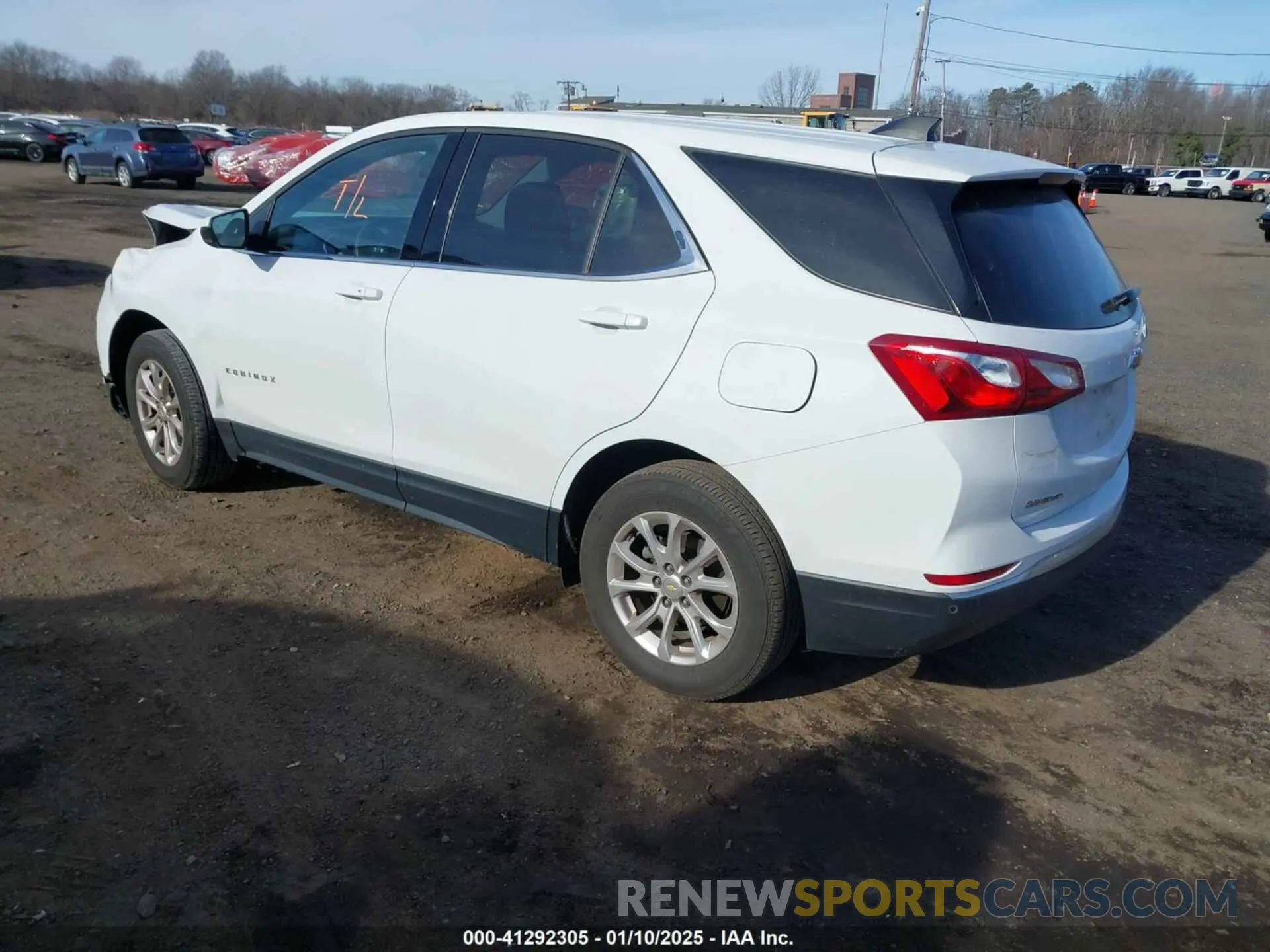 3 Photograph of a damaged car 2GNAXTEV6L6171974 CHEVROLET EQUINOX 2020