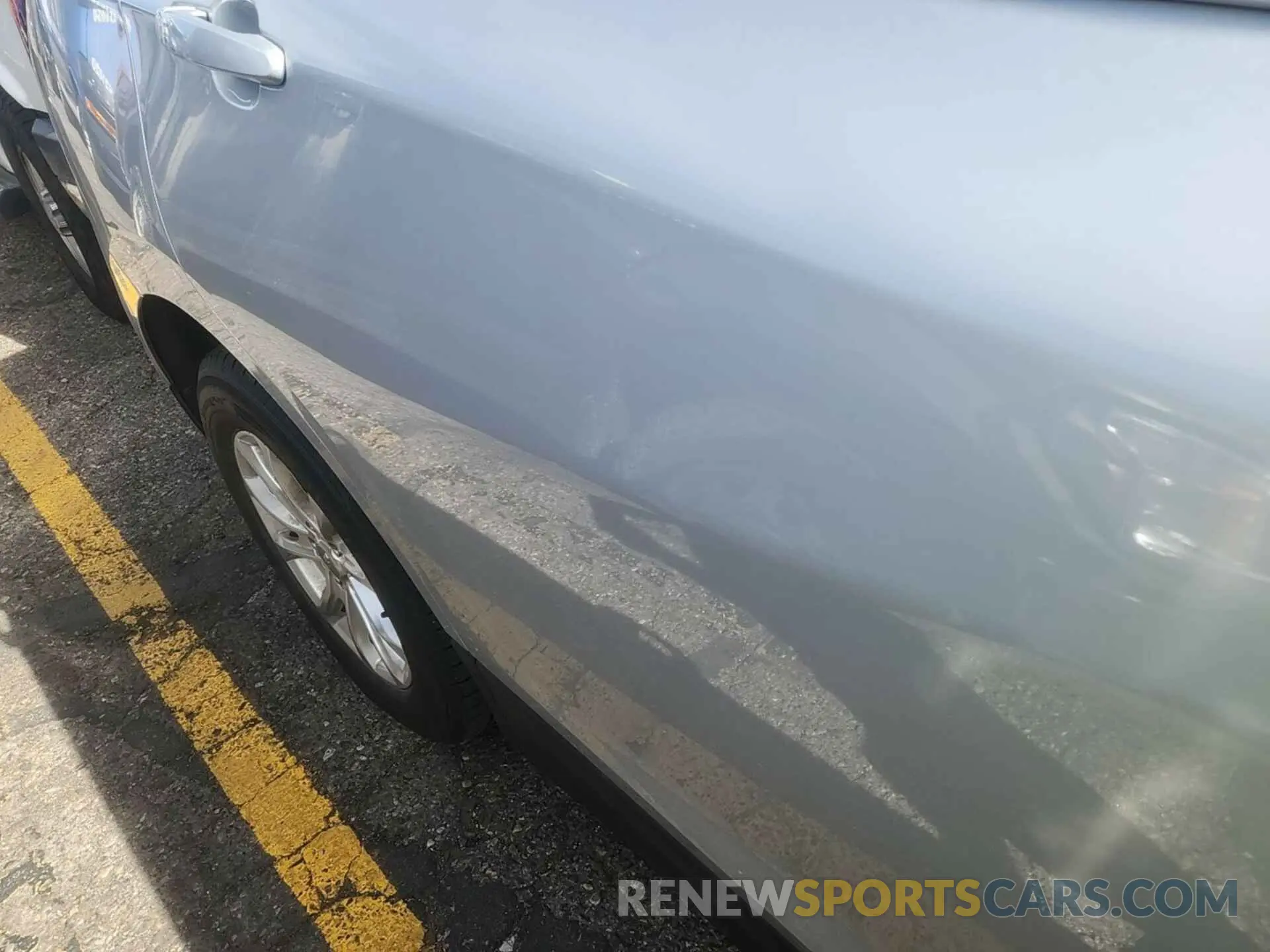 5 Photograph of a damaged car 2GNAXTEV6L6231428 CHEVROLET EQUINOX 2020