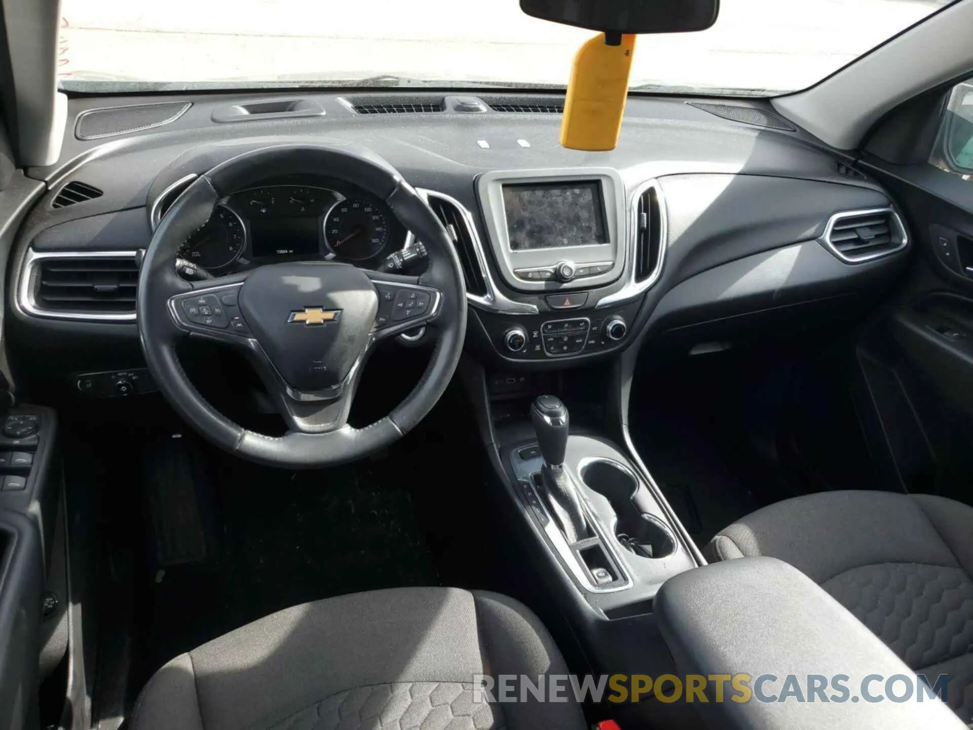 16 Photograph of a damaged car 2GNAXTEV7L6231633 CHEVROLET EQUINOX 2020