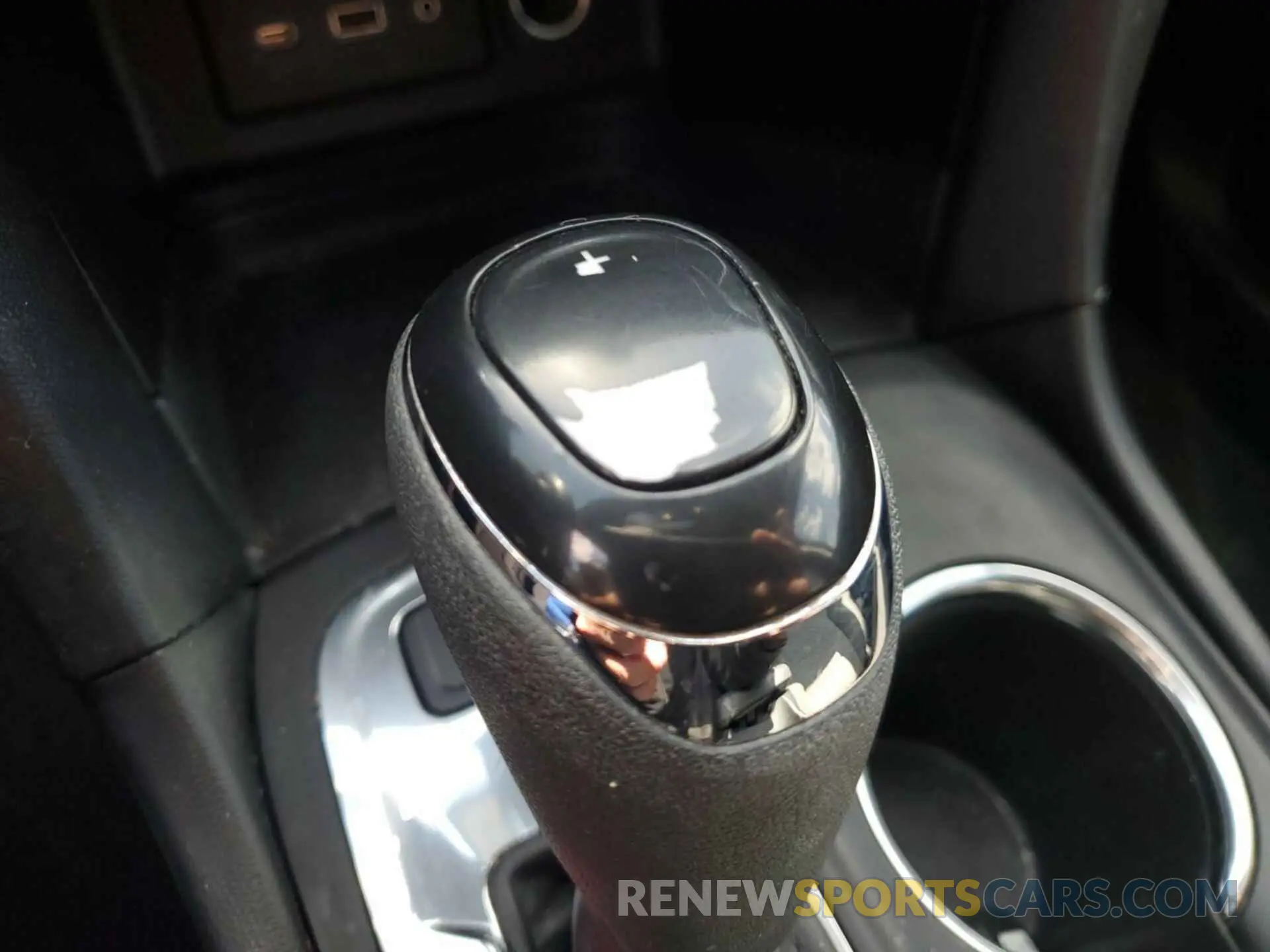 9 Фотография поврежденного автомобиля 2GNAXTEV7L6242857 CHEVROLET EQUINOX 2020