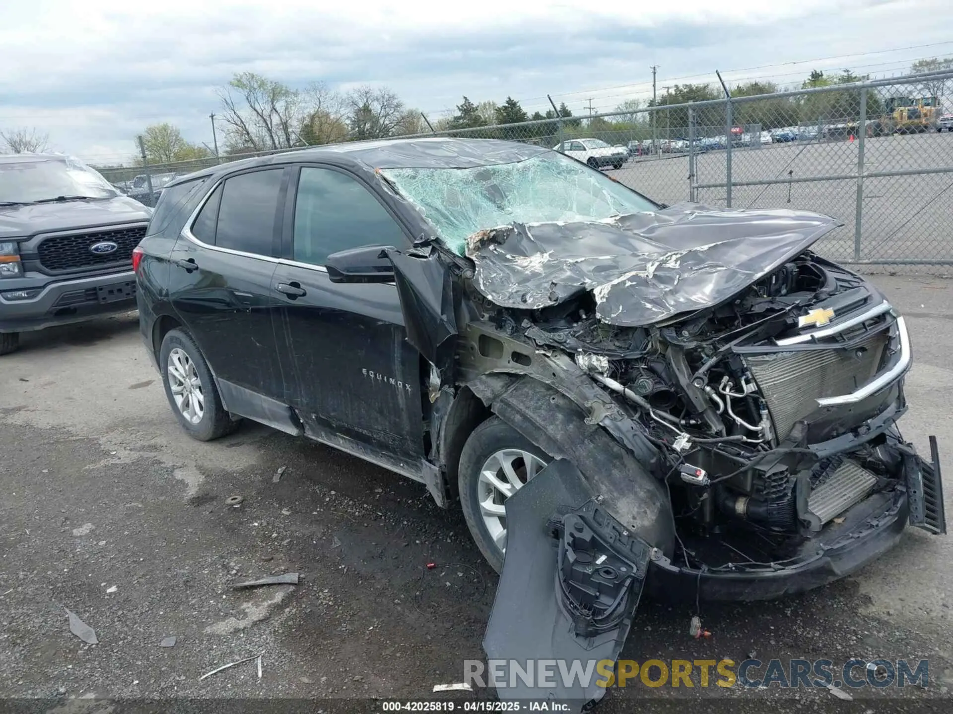 1 Фотография поврежденного автомобиля 2GNAXTEV8L6113123 CHEVROLET EQUINOX 2020