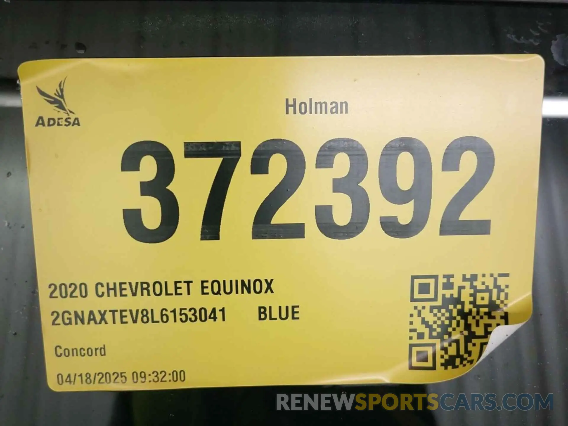 25 Photograph of a damaged car 2GNAXTEV8L6153041 CHEVROLET EQUINOX 2020