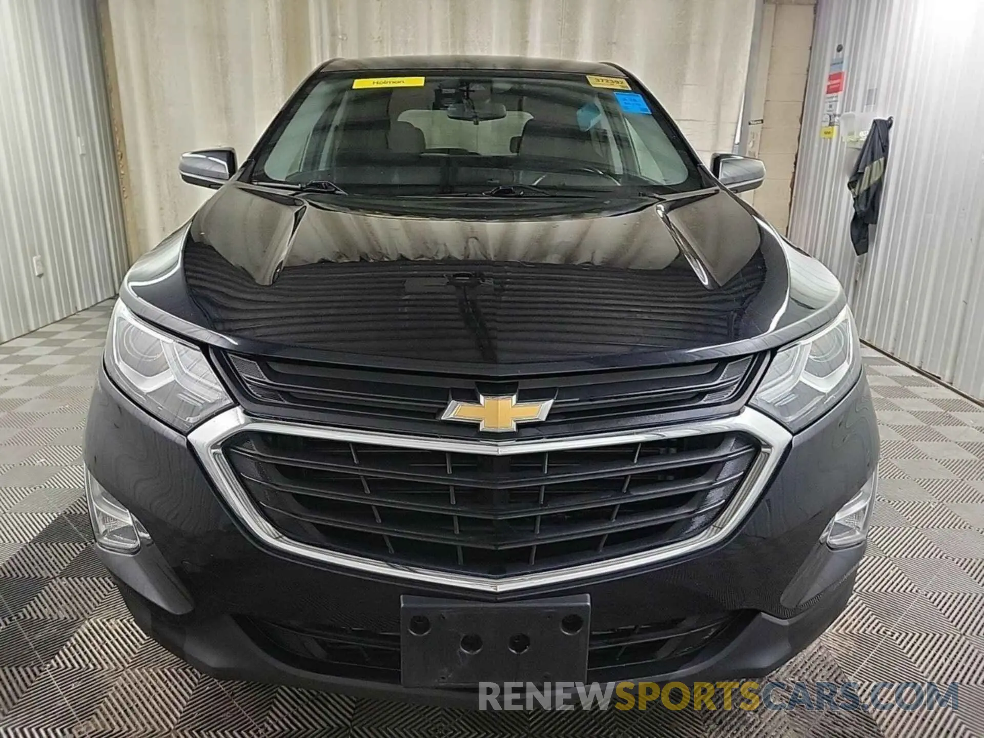 5 Photograph of a damaged car 2GNAXTEV8L6153041 CHEVROLET EQUINOX 2020