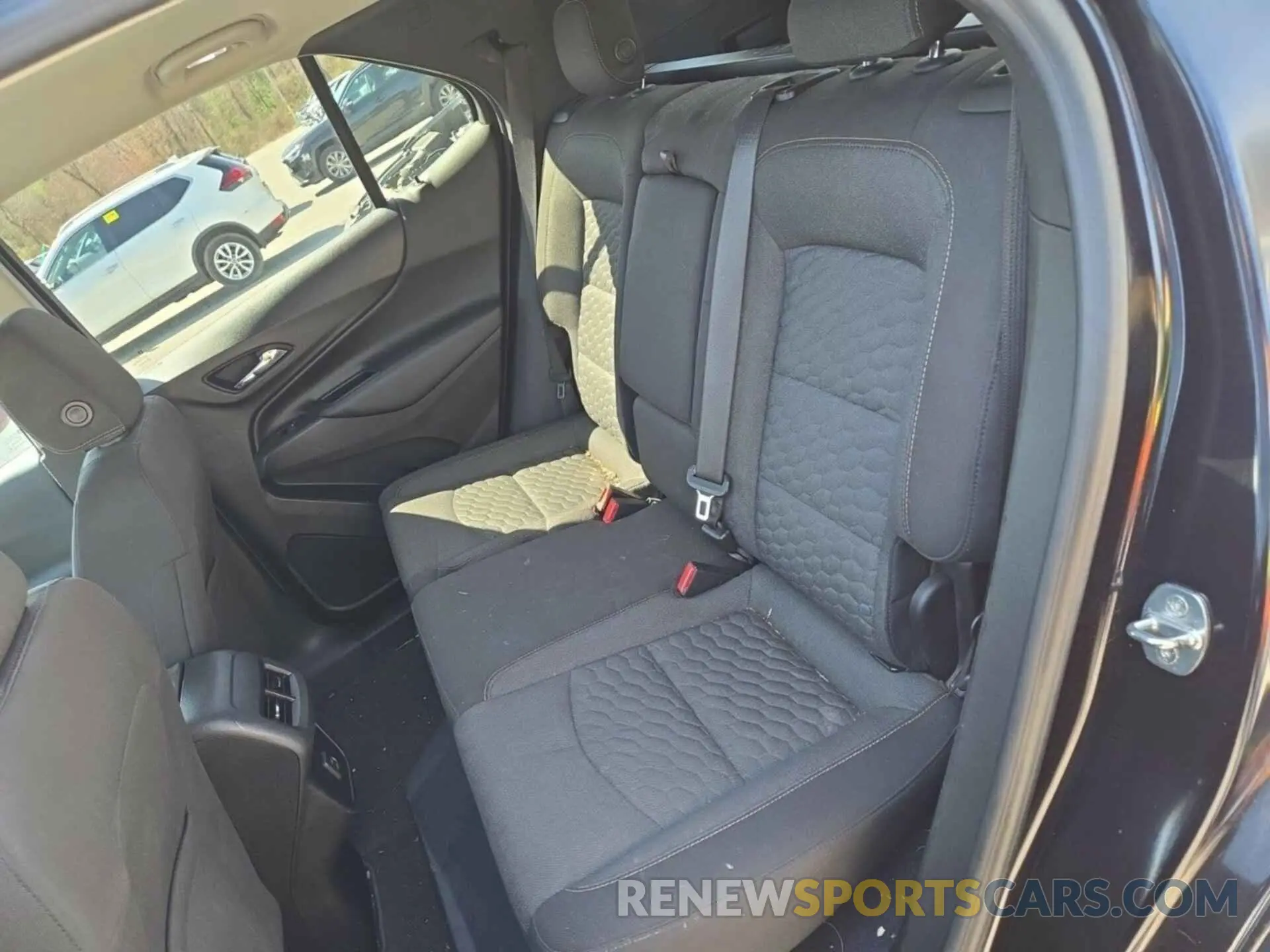 54 Photograph of a damaged car 2GNAXTEV8L6153041 CHEVROLET EQUINOX 2020