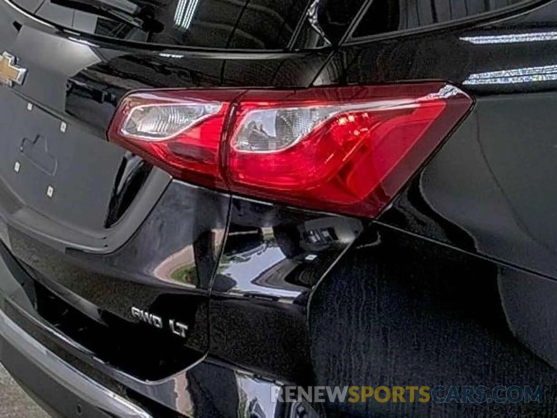 14 Photograph of a damaged car 2GNAXTEV8L6230815 CHEVROLET EQUINOX 2020