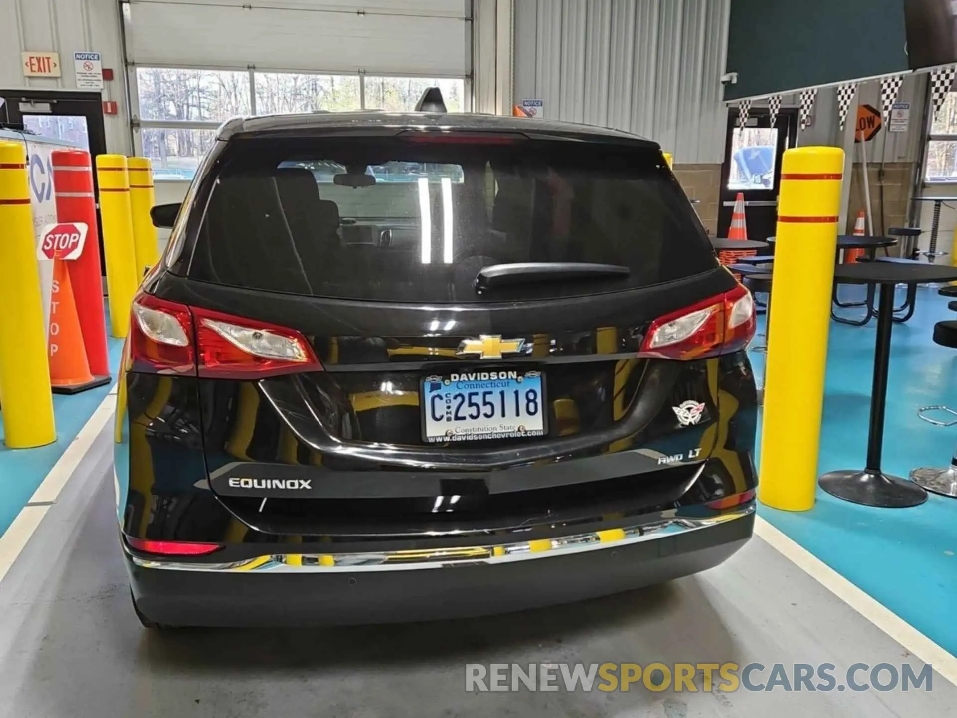21 Photograph of a damaged car 2GNAXTEV8L6231771 CHEVROLET EQUINOX 2020