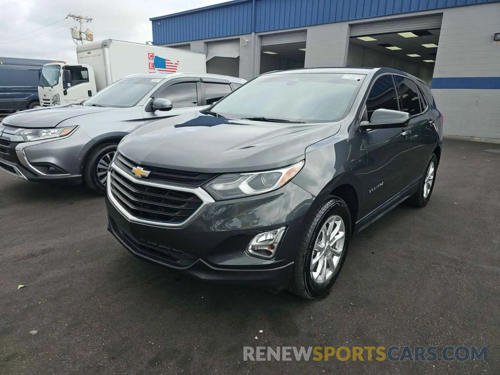 12 Photograph of a damaged car 2GNAXTEV8L6233102 CHEVROLET EQUINOX 2020
