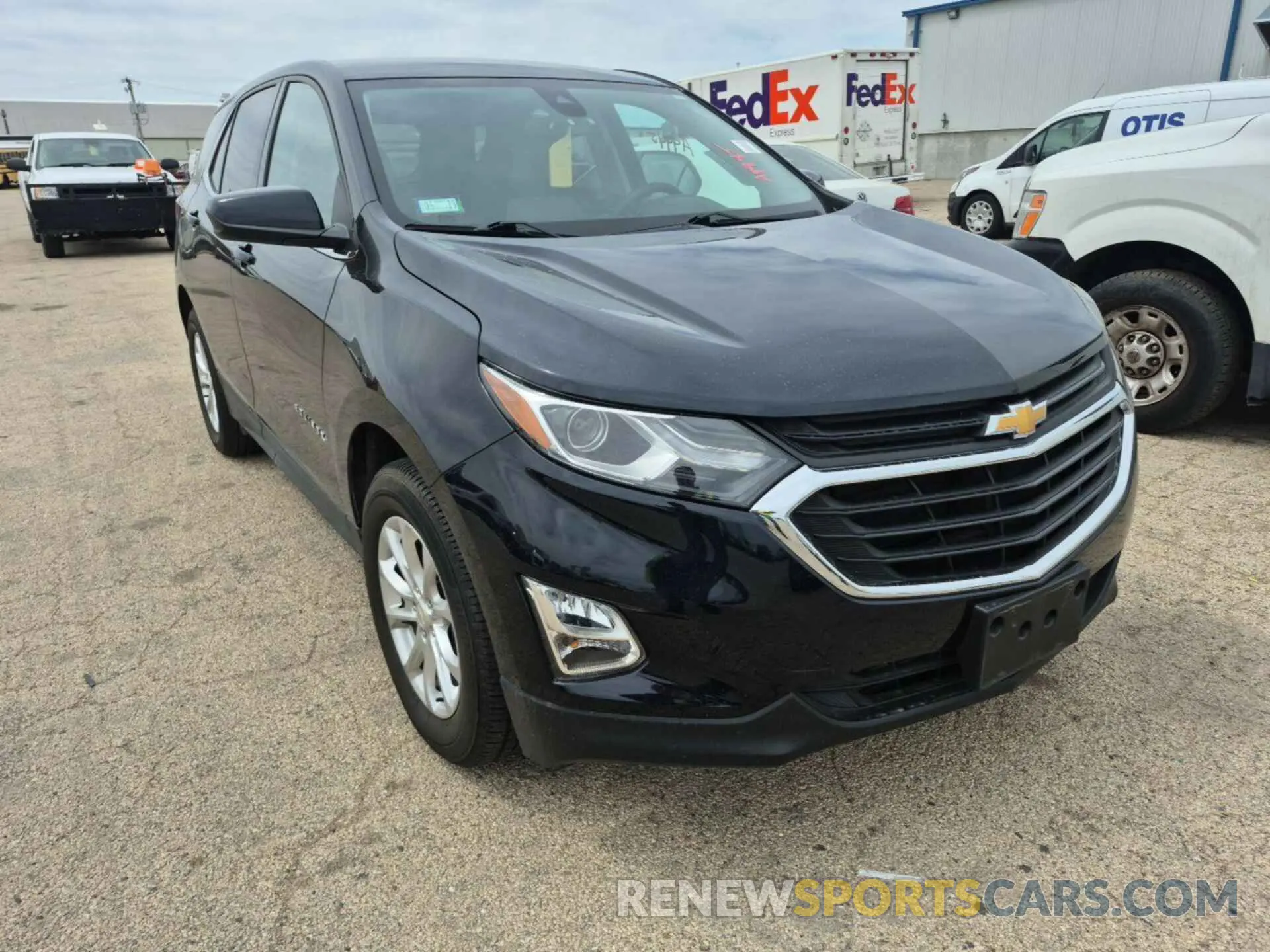 19 Photograph of a damaged car 2GNAXTEV8L6233231 CHEVROLET EQUINOX 2020
