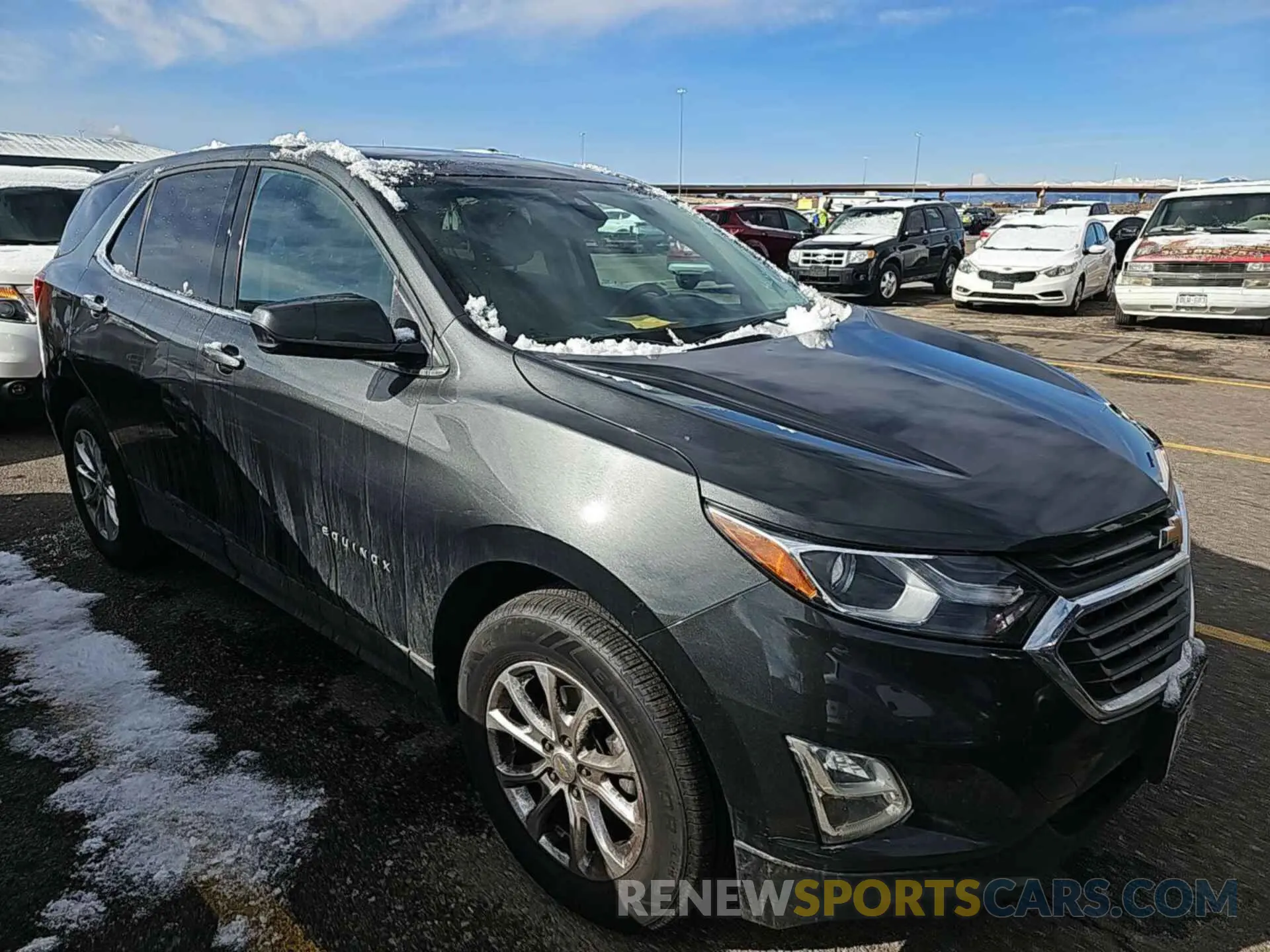 10 Photograph of a damaged car 2GNAXTEV8L6233326 CHEVROLET EQUINOX 2020