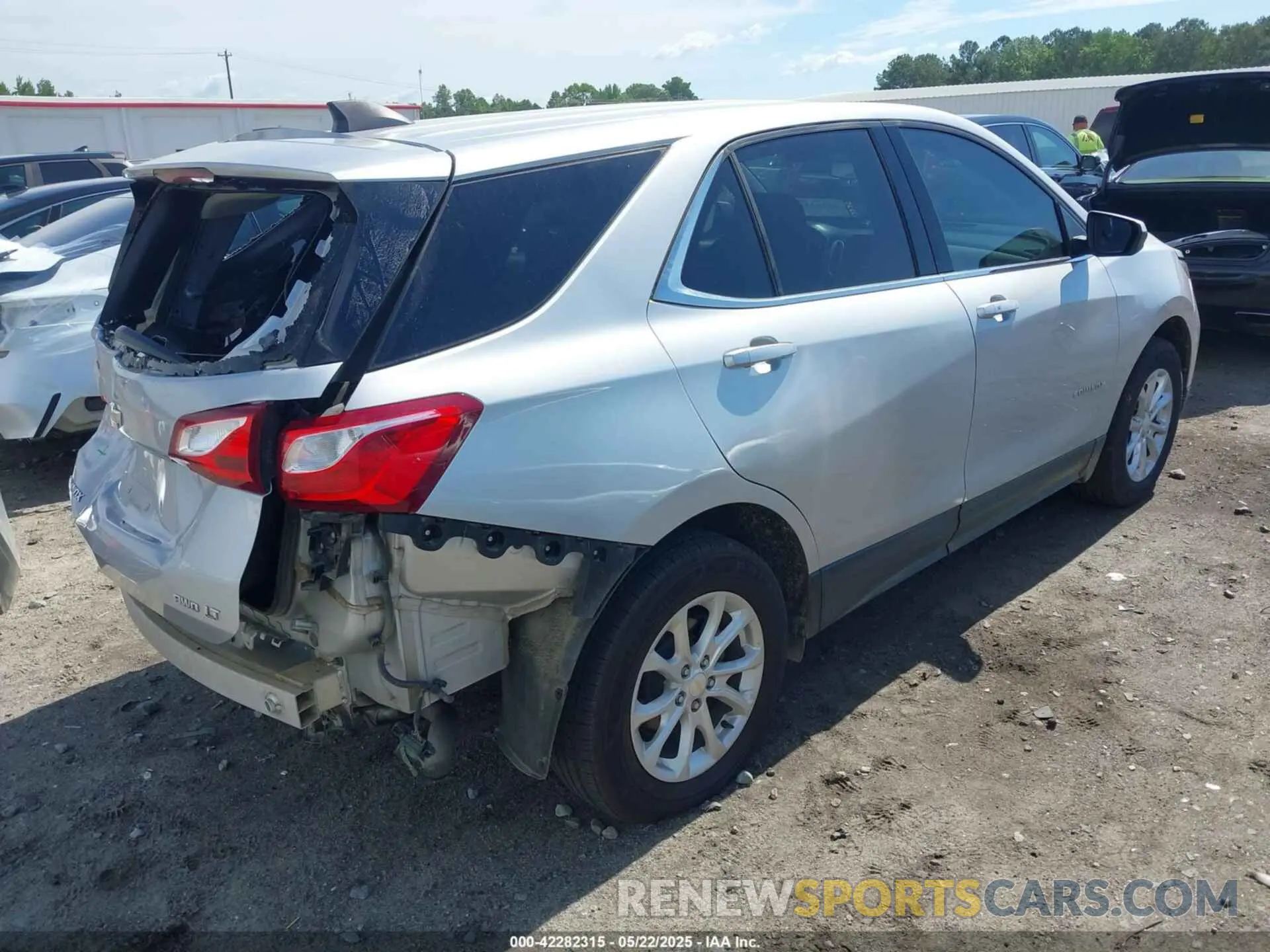 4 Фотография поврежденного автомобиля 2GNAXTEVXL6171668 CHEVROLET EQUINOX 2020