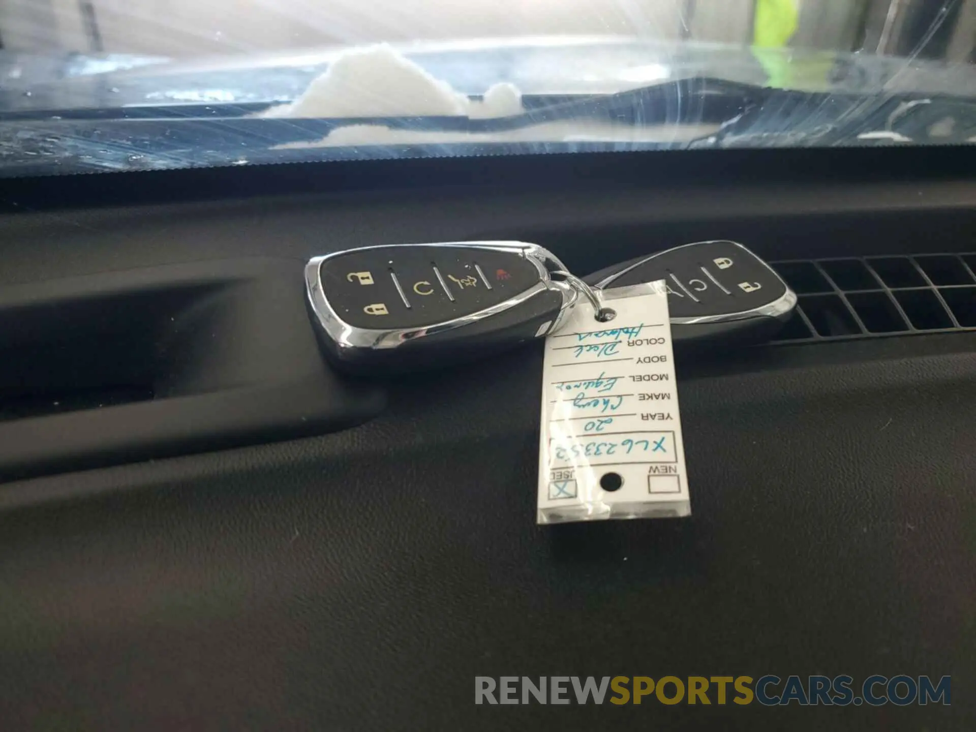 16 Photograph of a damaged car 2GNAXTEVXL6233523 CHEVROLET EQUINOX 2020