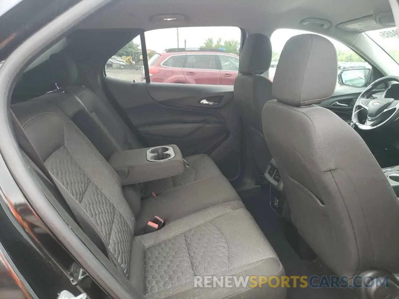 10 Photograph of a damaged car 2GNAXUEV0L6103286 CHEVROLET EQUINOX 2020