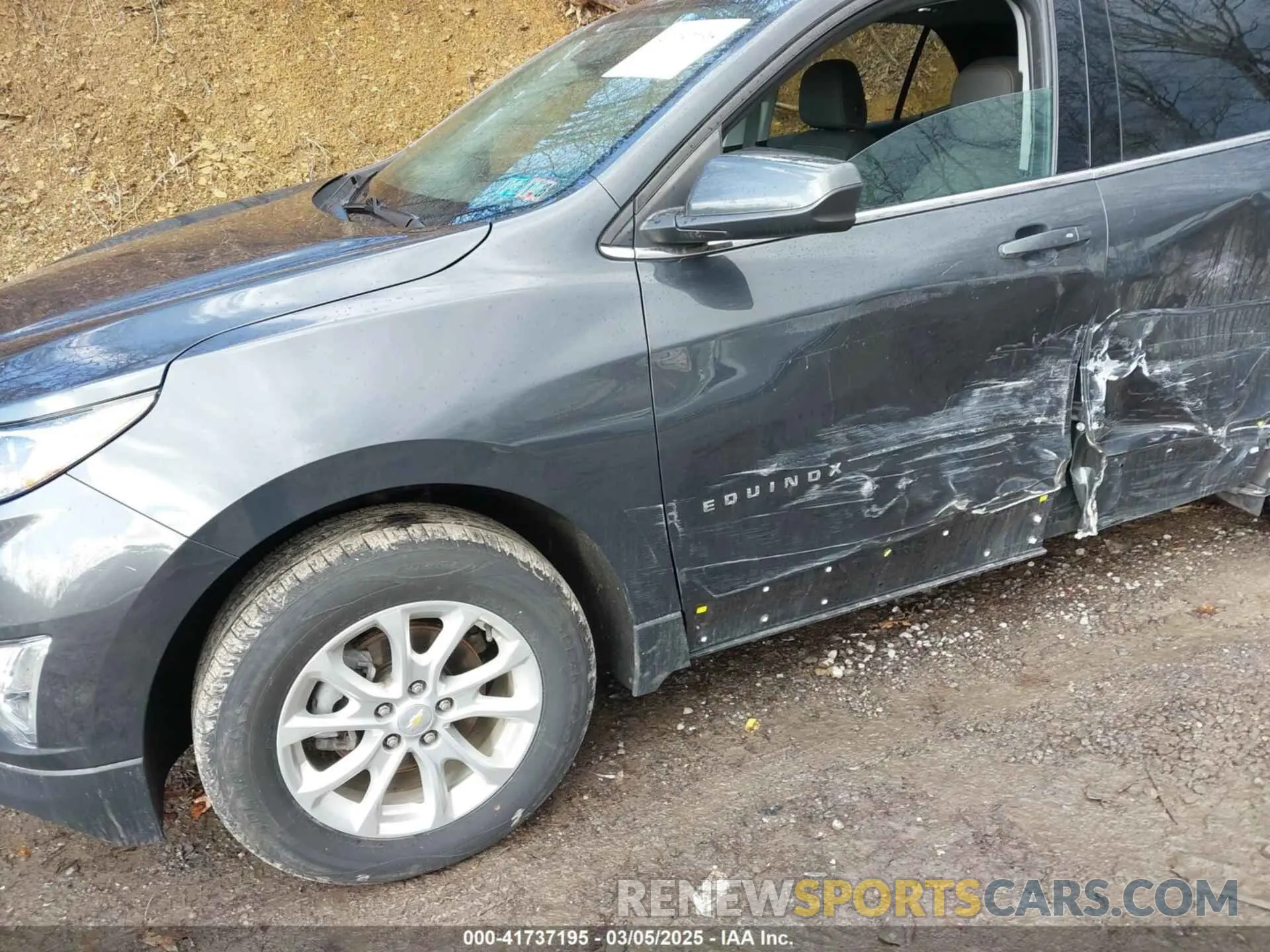 6 Фотография поврежденного автомобиля 2GNAXUEV0L6122081 CHEVROLET EQUINOX 2020