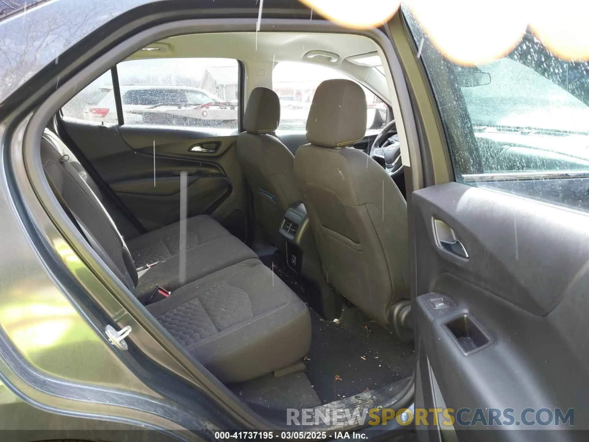 8 Фотография поврежденного автомобиля 2GNAXUEV0L6122081 CHEVROLET EQUINOX 2020