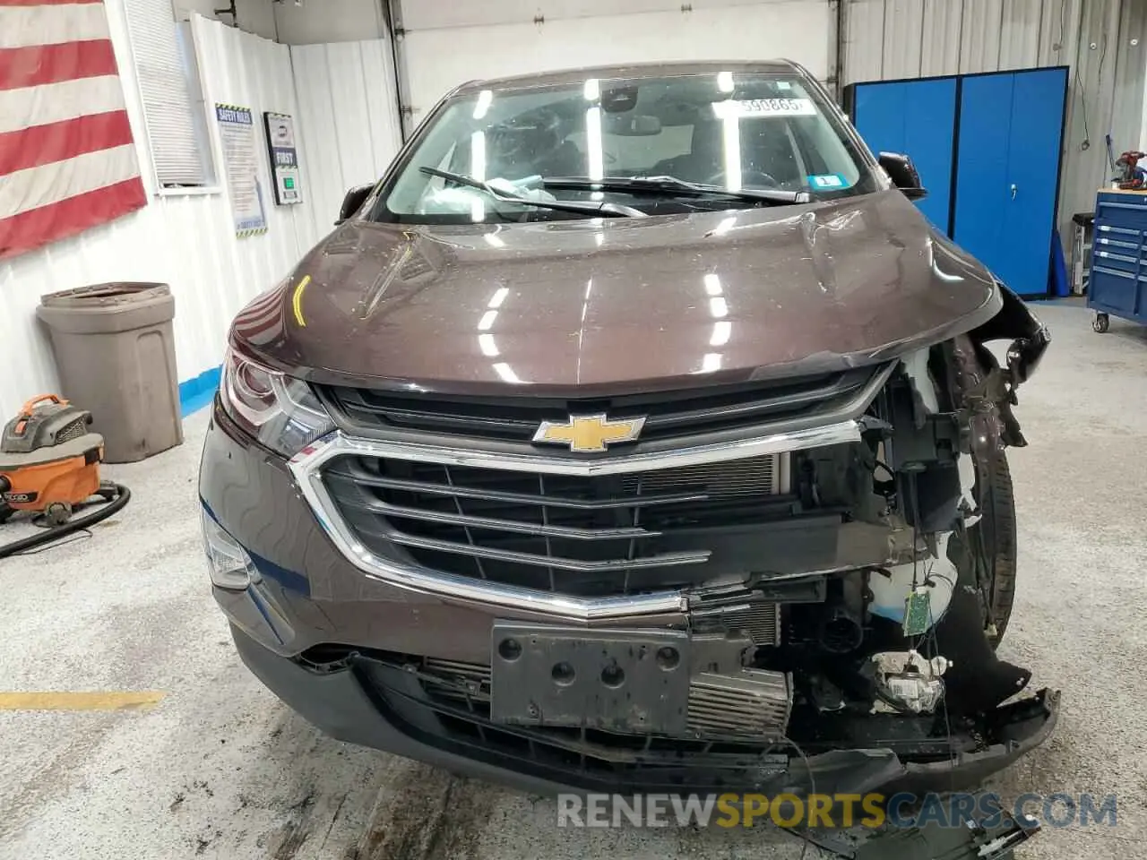 5 Фотография поврежденного автомобиля 2GNAXUEV0L6147157 CHEVROLET EQUINOX 2020