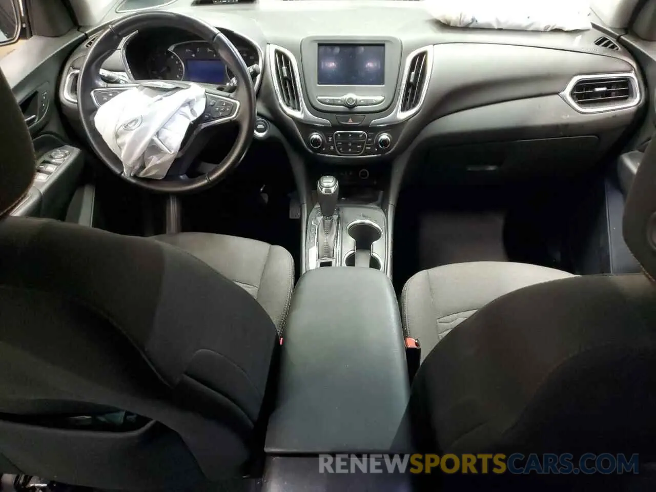 8 Фотография поврежденного автомобиля 2GNAXUEV0L6147157 CHEVROLET EQUINOX 2020