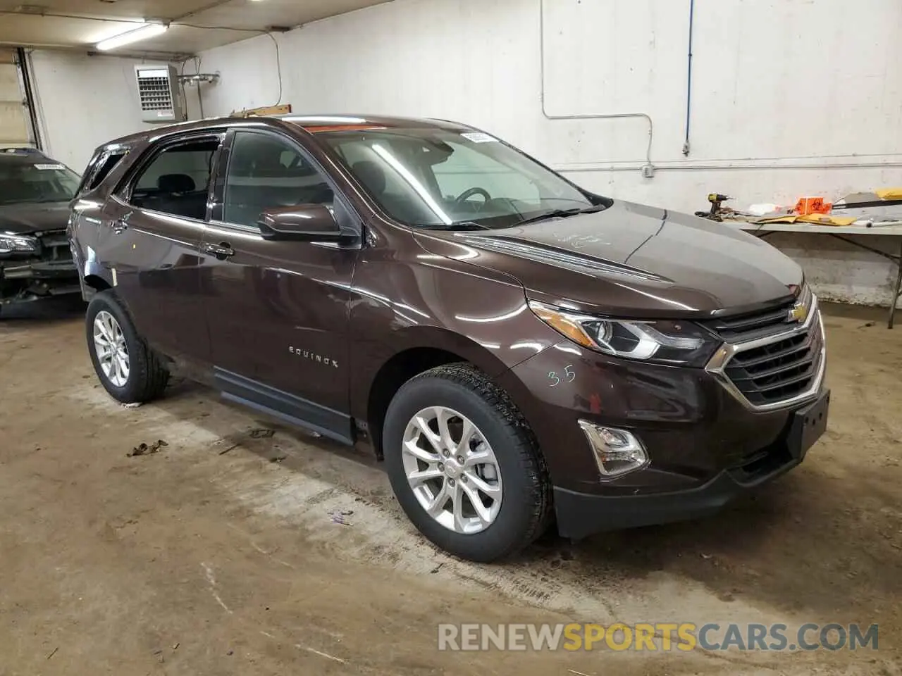 4 Photograph of a damaged car 2GNAXUEV0L6152651 CHEVROLET EQUINOX 2020