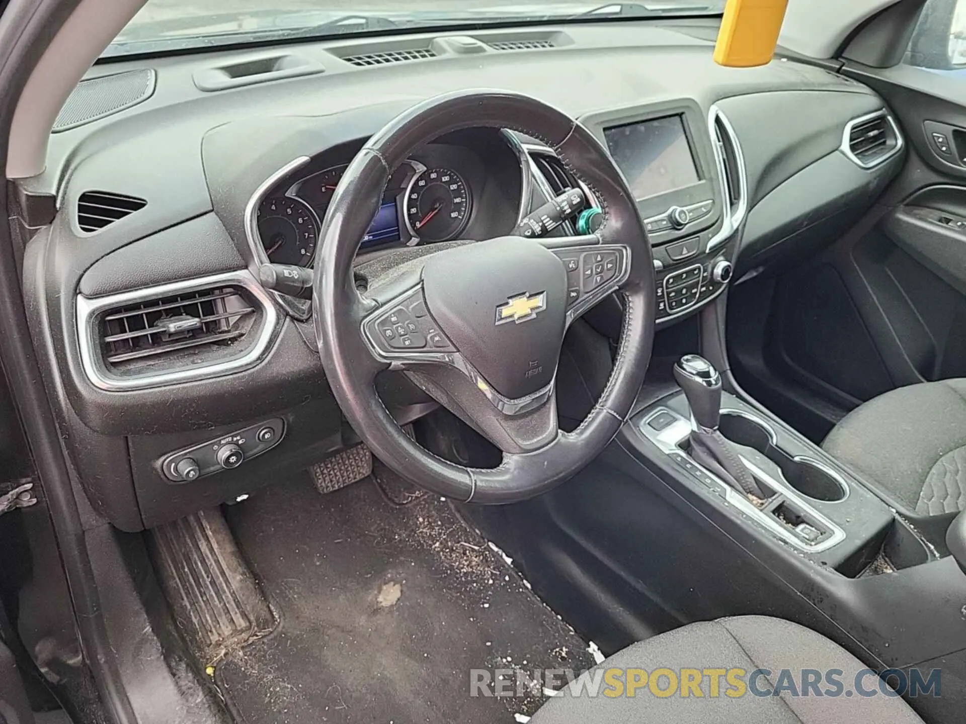 12 Photograph of a damaged car 2GNAXUEV0L6187318 CHEVROLET EQUINOX 2020