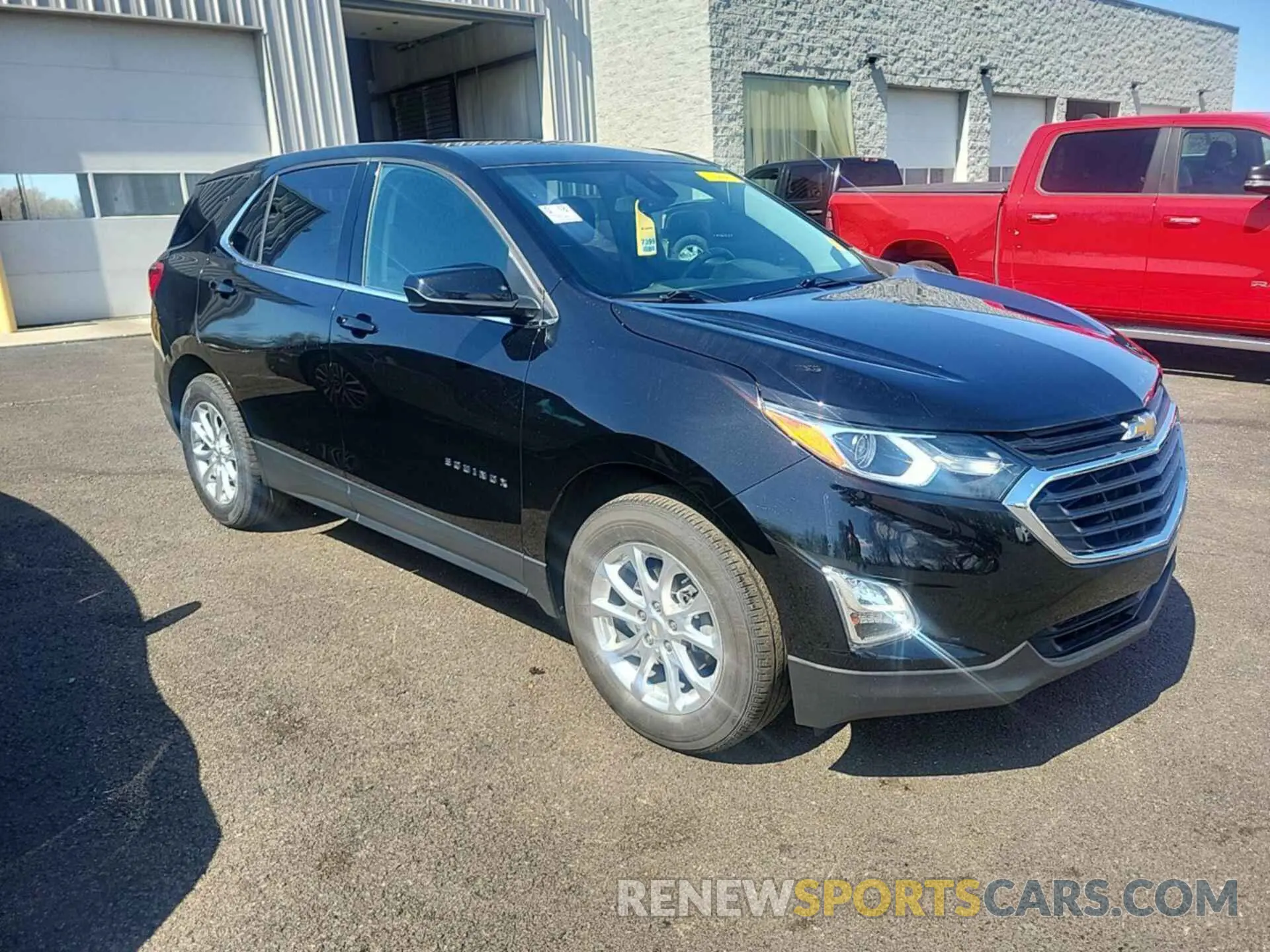 19 Photograph of a damaged car 2GNAXUEV0L6187318 CHEVROLET EQUINOX 2020