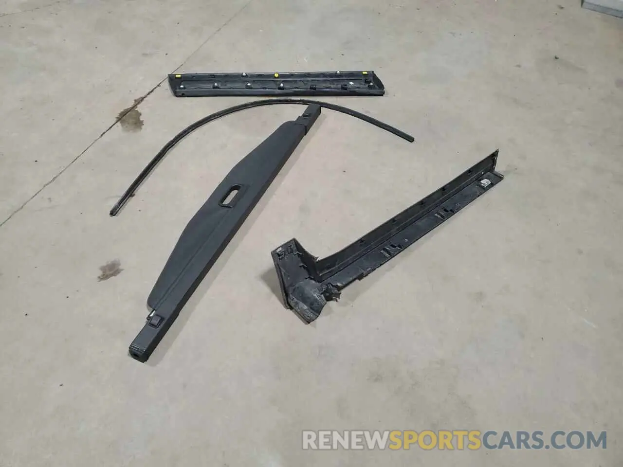 13 Фотография поврежденного автомобиля 2GNAXUEV0L6206093 CHEVROLET EQUINOX 2020
