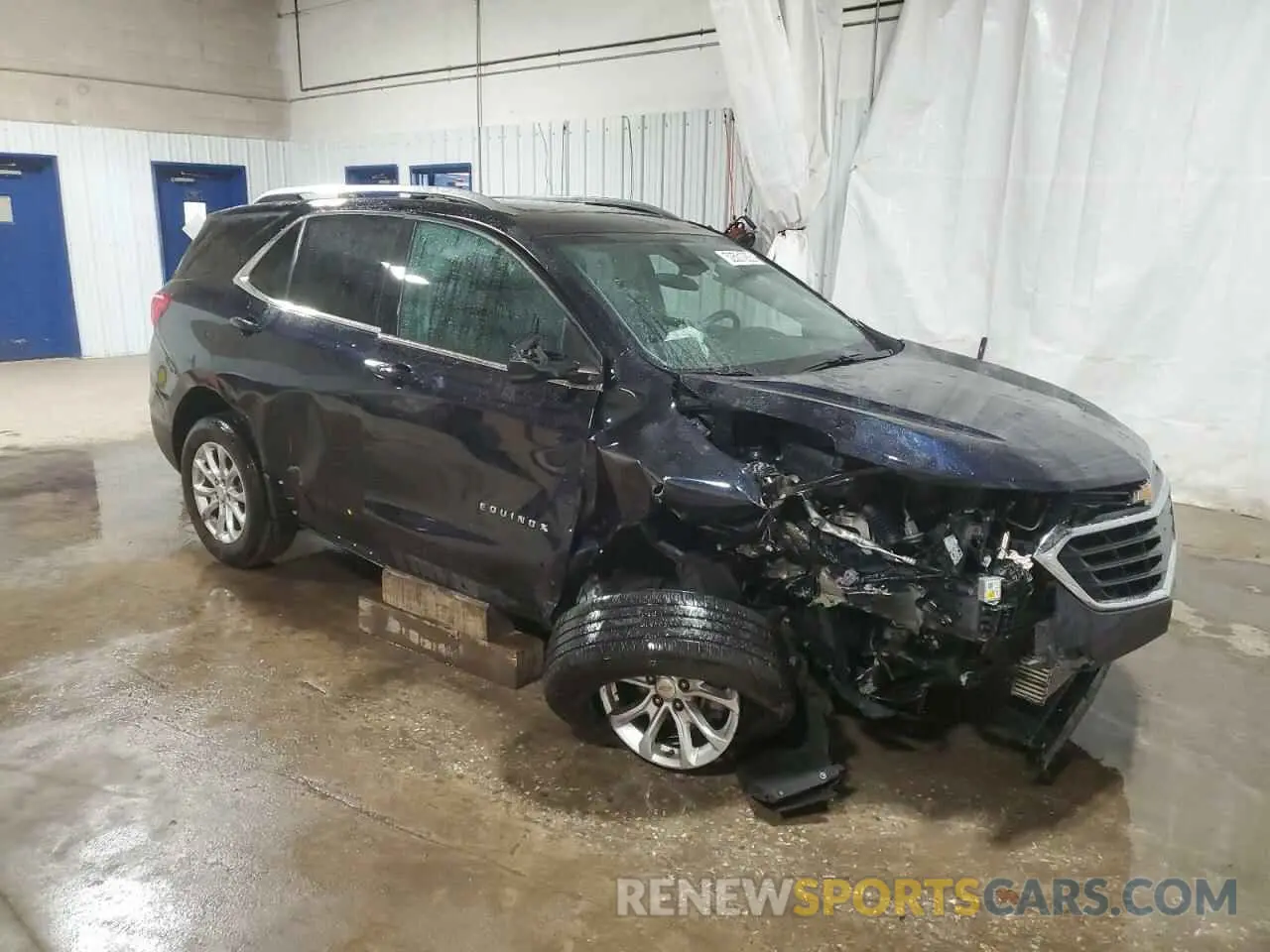 4 Фотография поврежденного автомобиля 2GNAXUEV0L6206093 CHEVROLET EQUINOX 2020