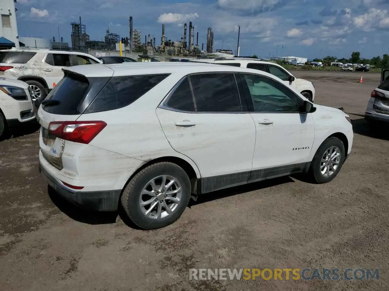 3 Photograph of a damaged car 2GNAXUEV0L6240812 CHEVROLET EQUINOX 2020