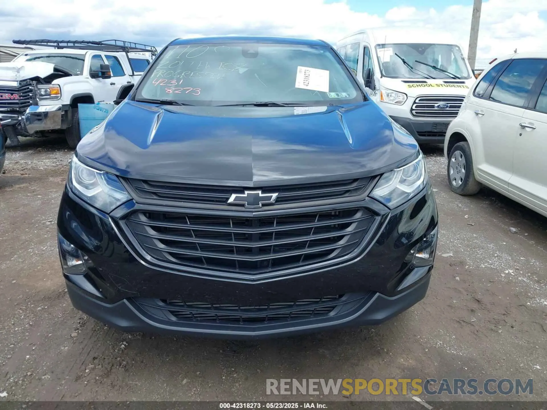 12 Фотография поврежденного автомобиля 2GNAXUEV1L6108335 CHEVROLET EQUINOX 2020