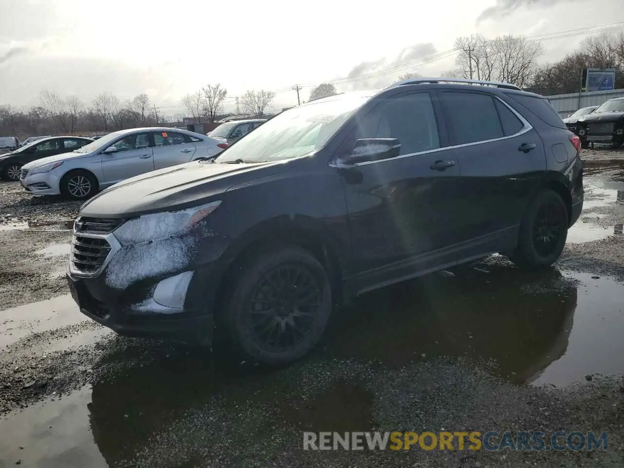 1 Photograph of a damaged car 2GNAXUEV1L6135745 CHEVROLET EQUINOX 2020