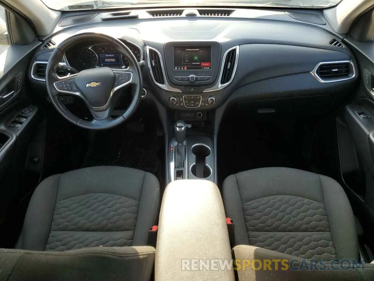 8 Фотография поврежденного автомобиля 2GNAXUEV1L6146700 CHEVROLET EQUINOX 2020