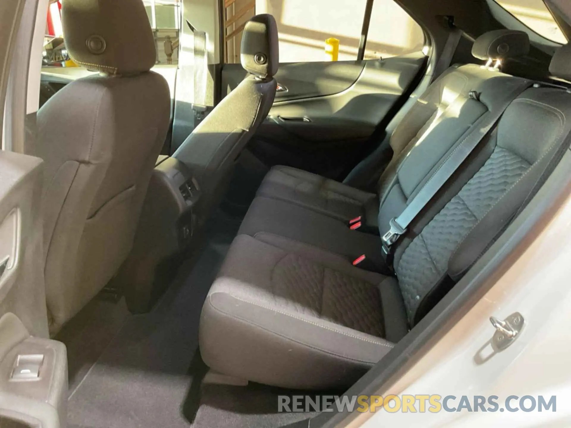 15 Фотография поврежденного автомобиля 2GNAXUEV1L6191197 CHEVROLET EQUINOX 2020