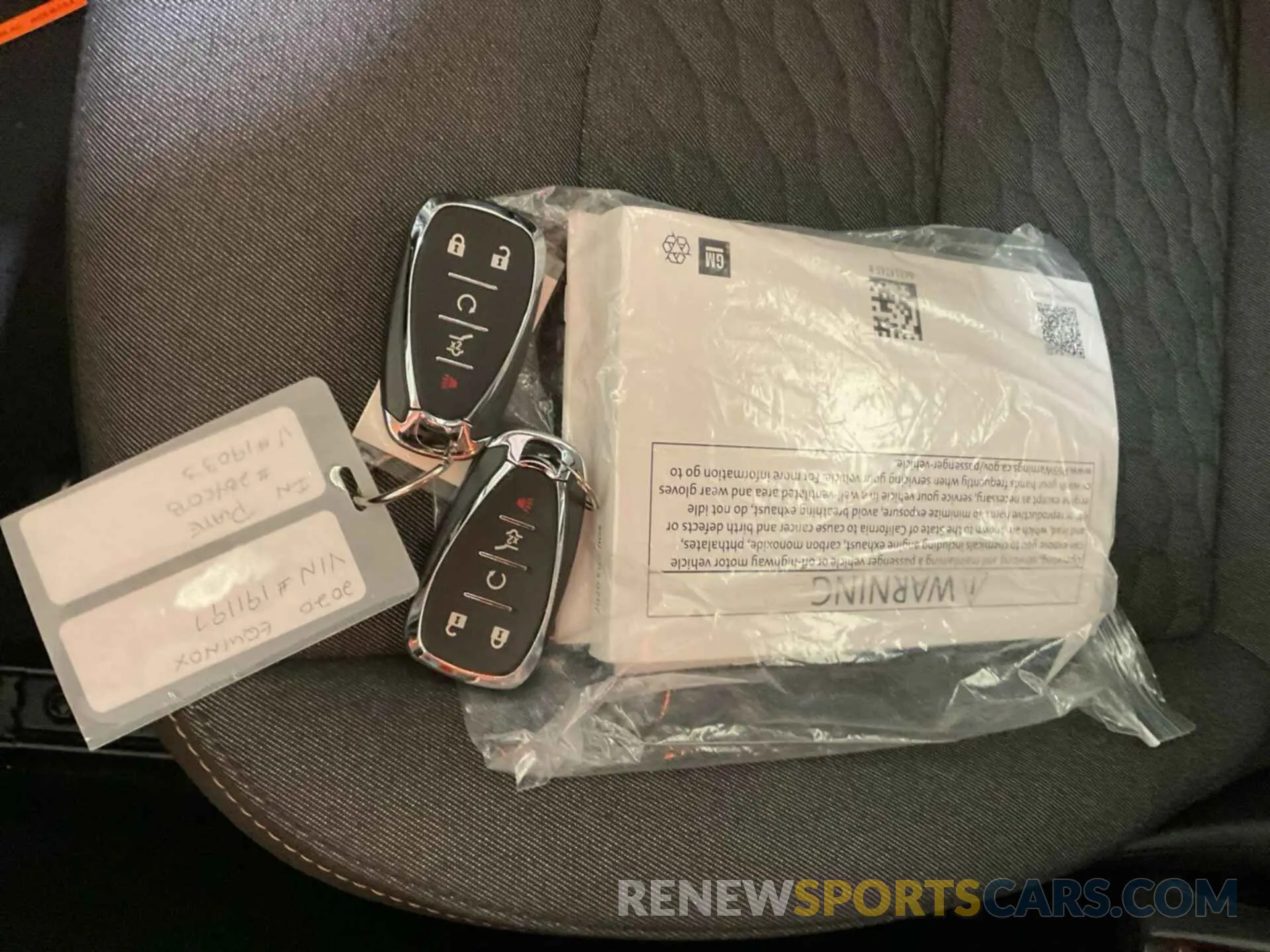 19 Фотография поврежденного автомобиля 2GNAXUEV1L6191197 CHEVROLET EQUINOX 2020