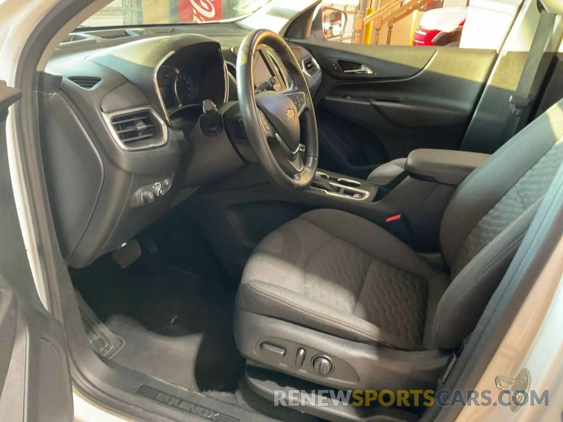 26 Фотография поврежденного автомобиля 2GNAXUEV1L6191197 CHEVROLET EQUINOX 2020