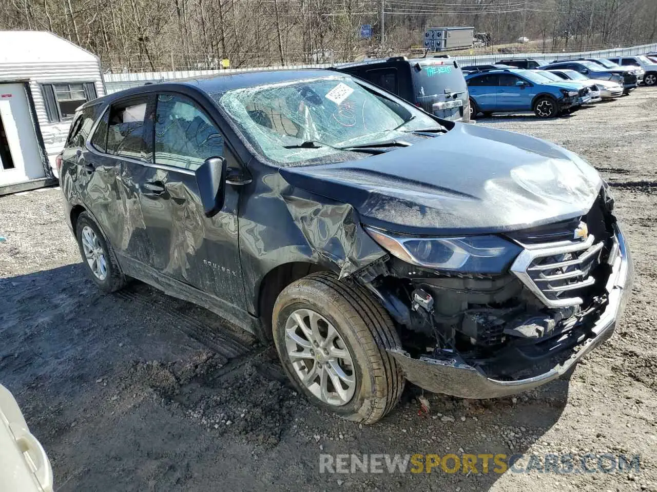 4 Photograph of a damaged car 2GNAXUEV1L6221265 CHEVROLET EQUINOX 2020