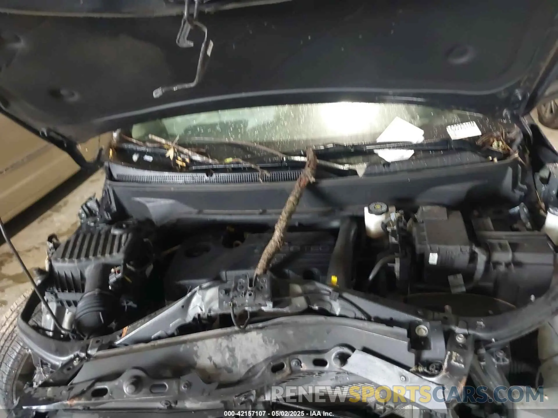 10 Фотография поврежденного автомобиля 2GNAXUEV1L6227311 CHEVROLET EQUINOX 2020